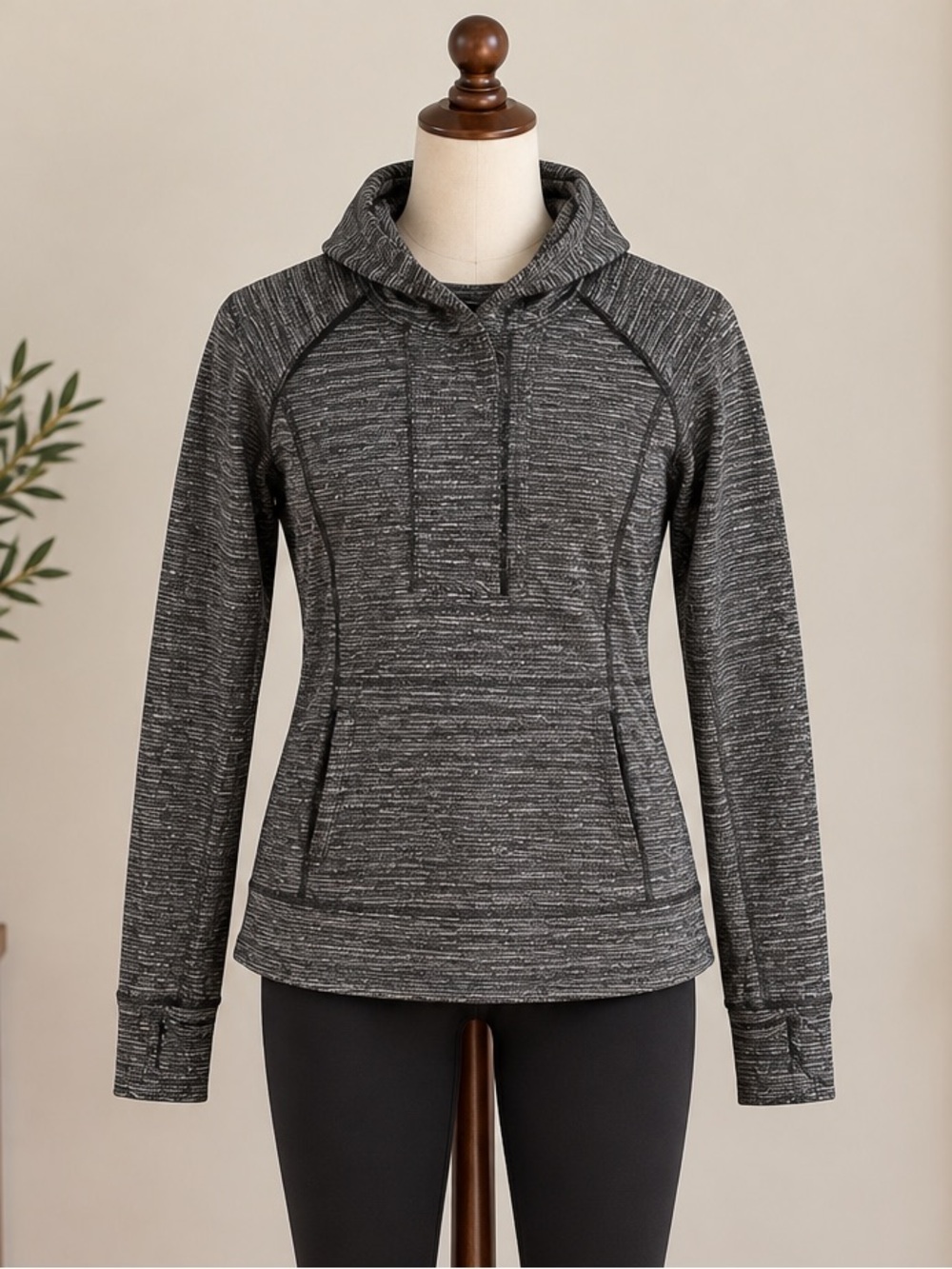 Lululemon Heathered Grey Technical Hoodie M Running Athleisure Gorpcore